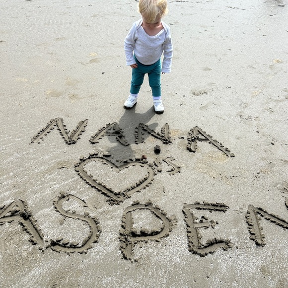 Meet your Posher, D - Picture 1 of 1